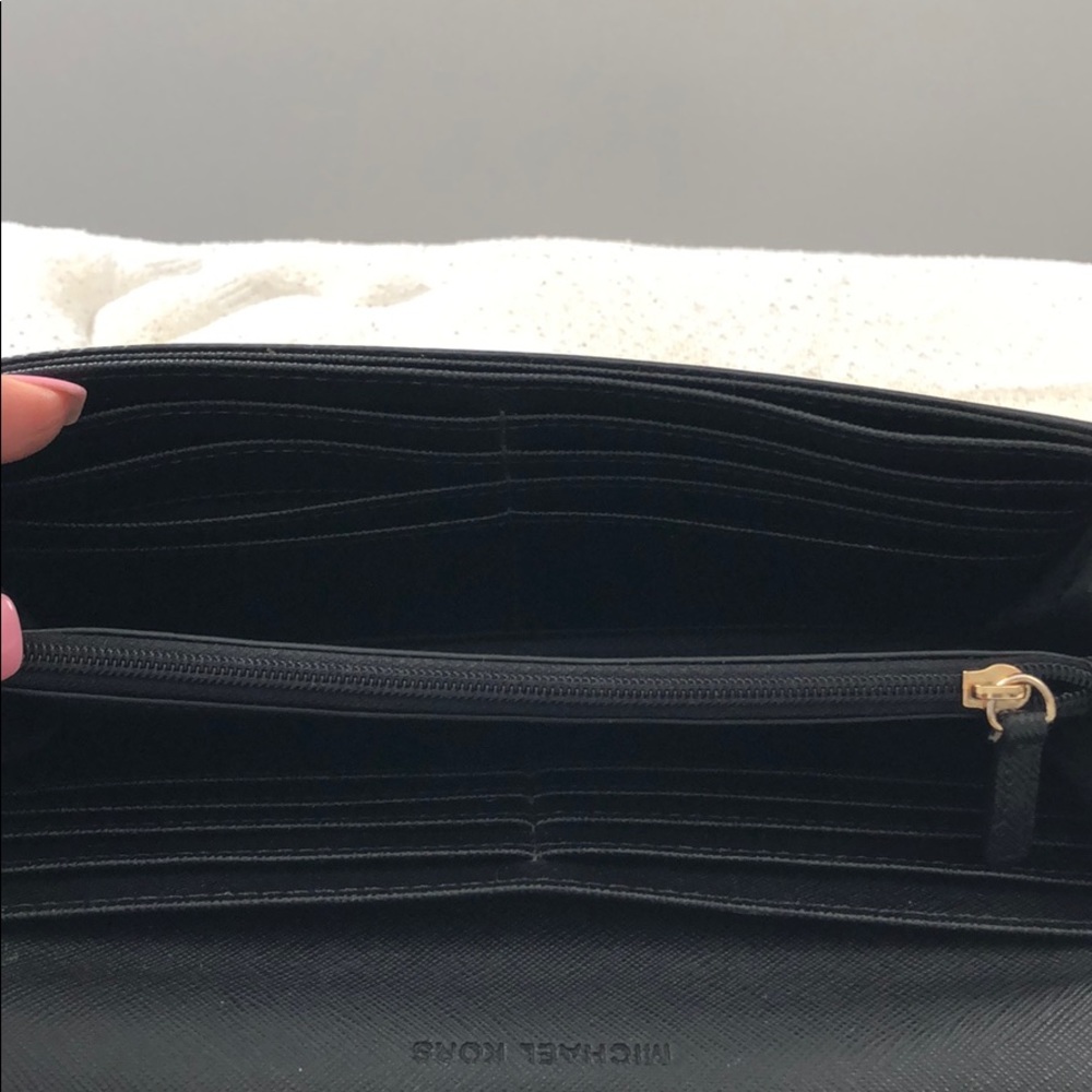 Wallet - Picture 3 of 4